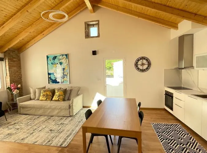 The Orange Tree Houses - Vista Patio By Live And Stay